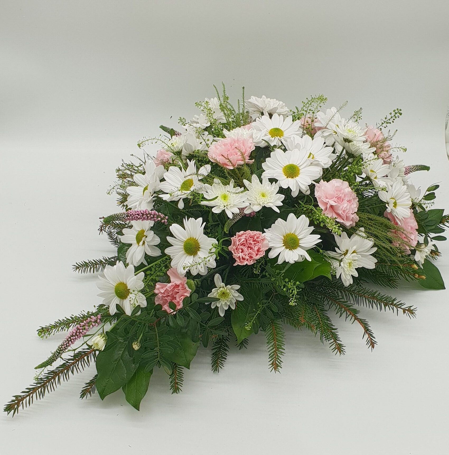 must roosa valge 4 modified1